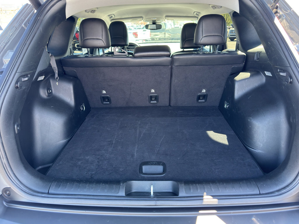 Used 2023 Jeep Cherokee Altitude Lux image 7