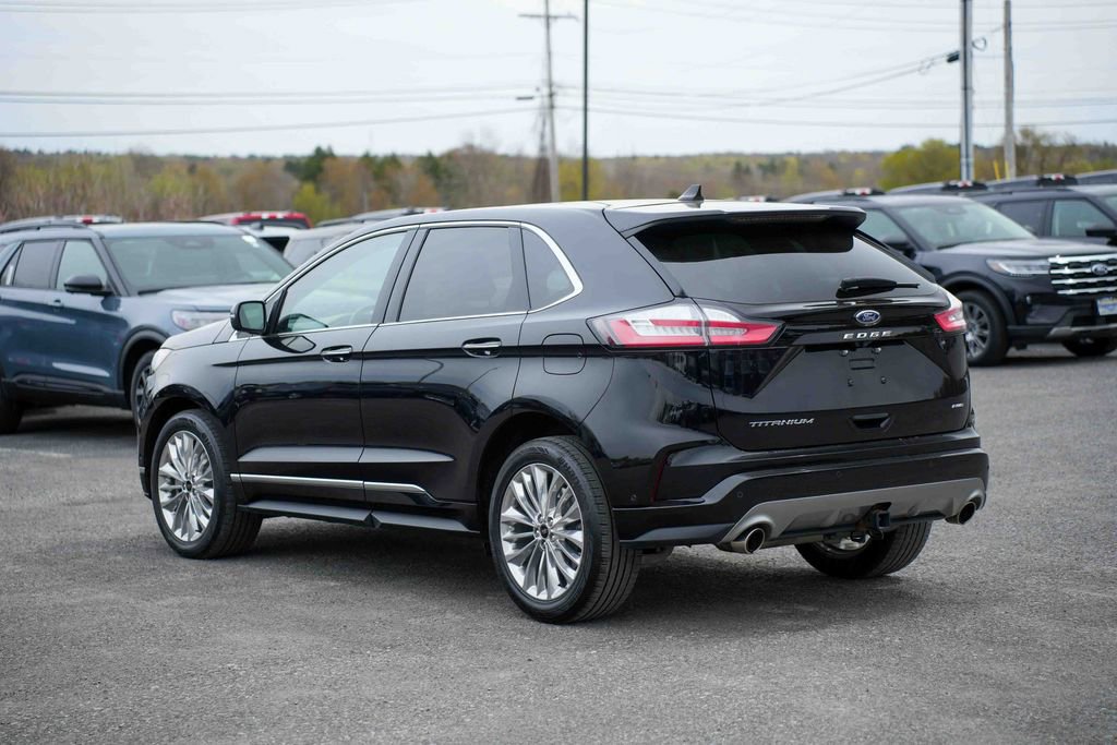 Used 2023 Ford Edge Titanium w/ Equipment Group 301A AWD/4WD image 7