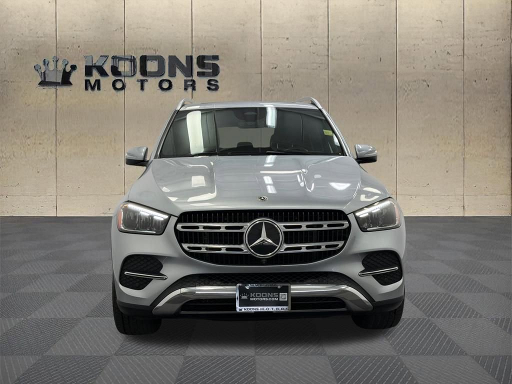 Used 2024 Mercedes-Benz GLE 450e 4MATIC image 3