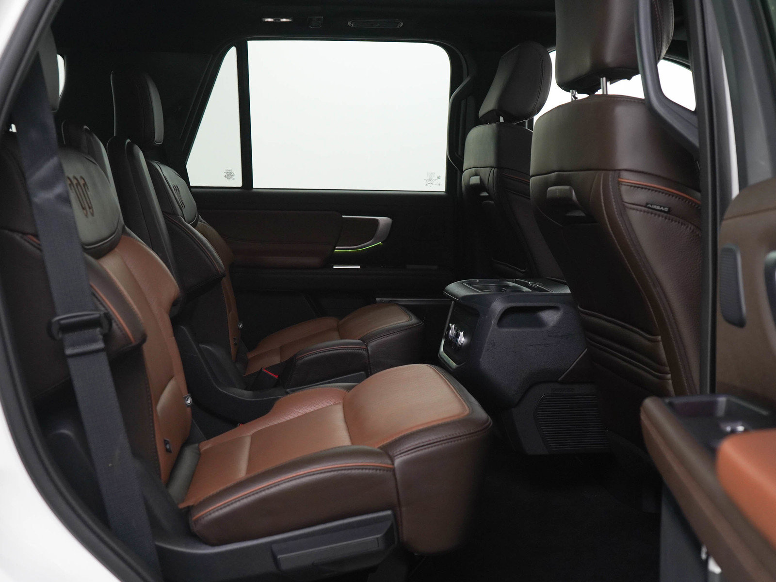 Used 2025 Ford Expedition King Ranch AWD/4WD image 12
