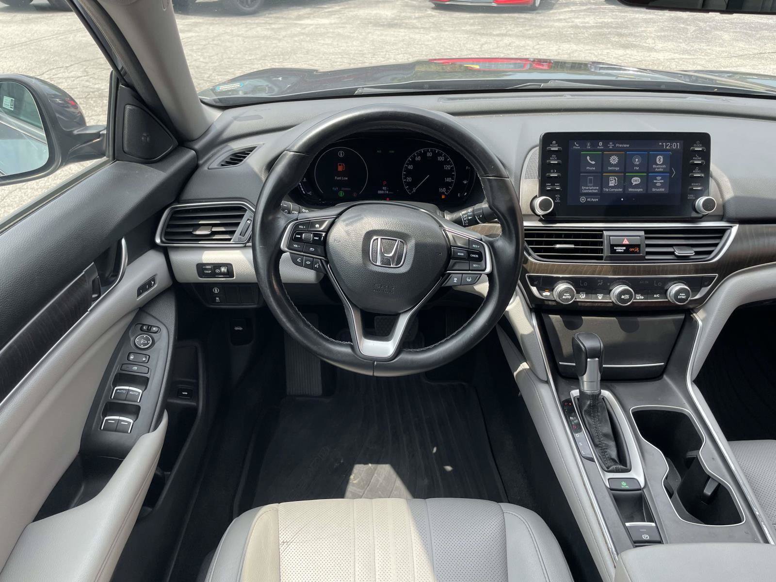 Used 2020 Honda Accord EX-L image 2
