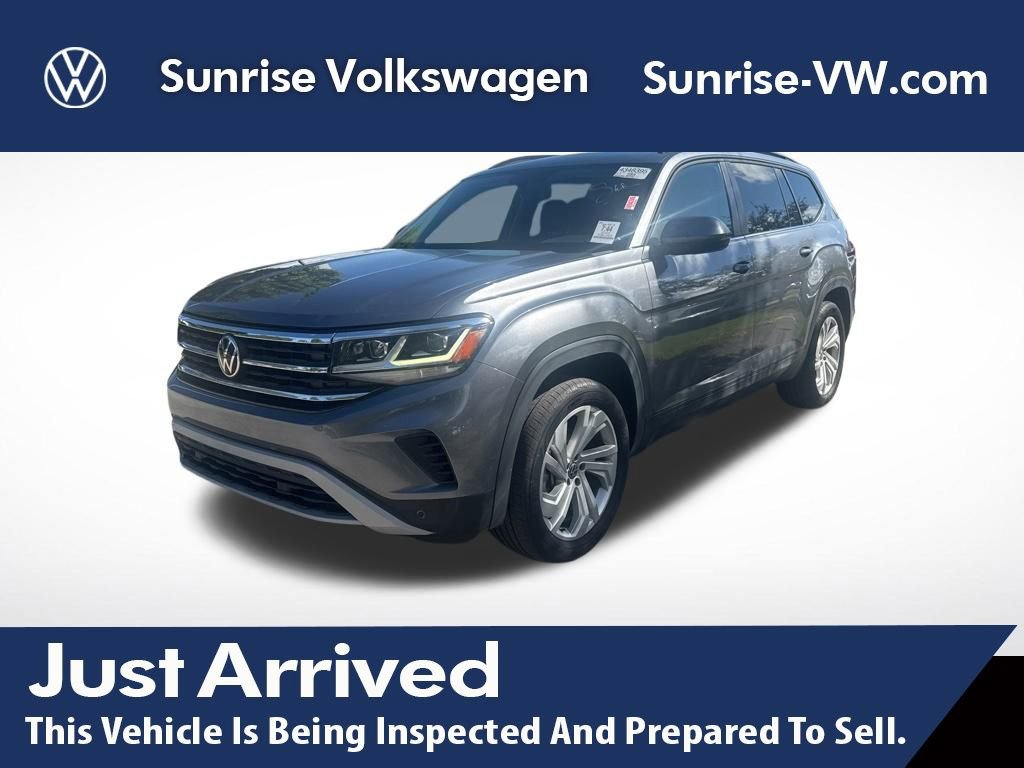 Used 2022 Volkswagen Atlas SE w/ Panoramic Sunroof Package