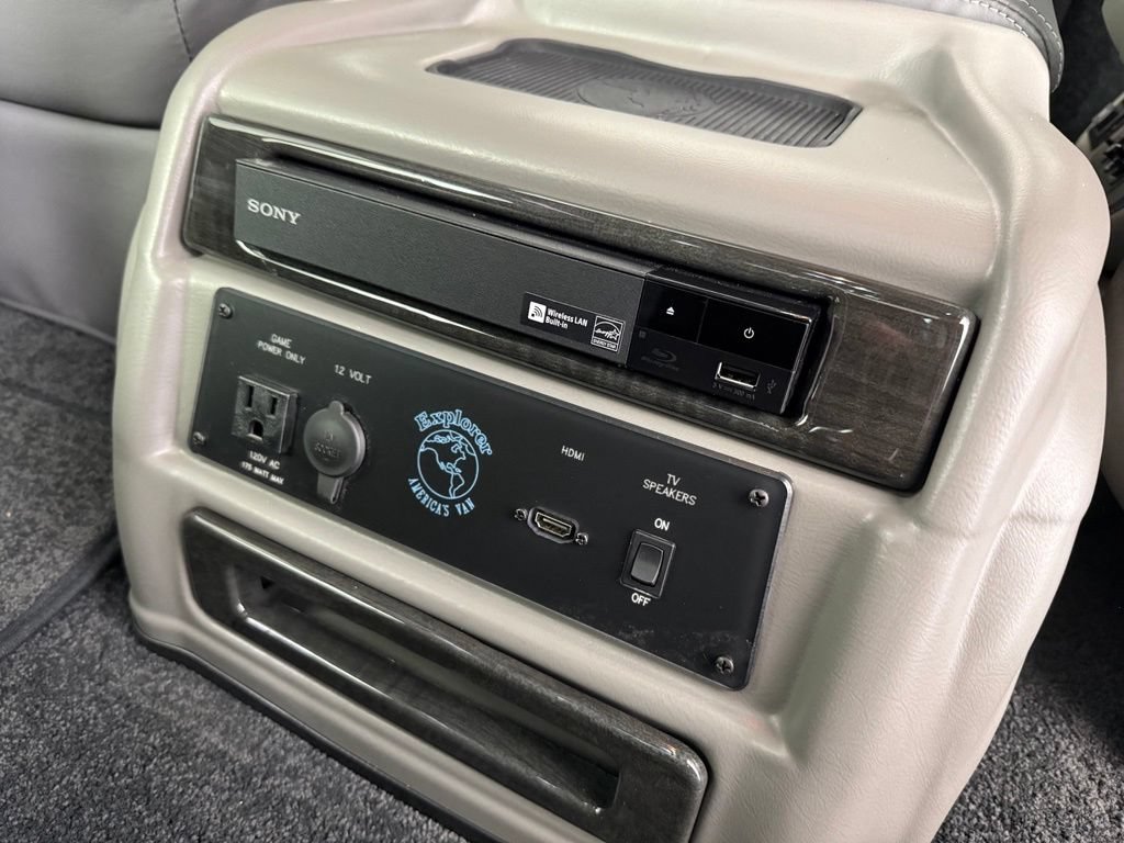 New 2026 Chevrolet Express 2500 w/ Driver Convenience Package RWD image 35