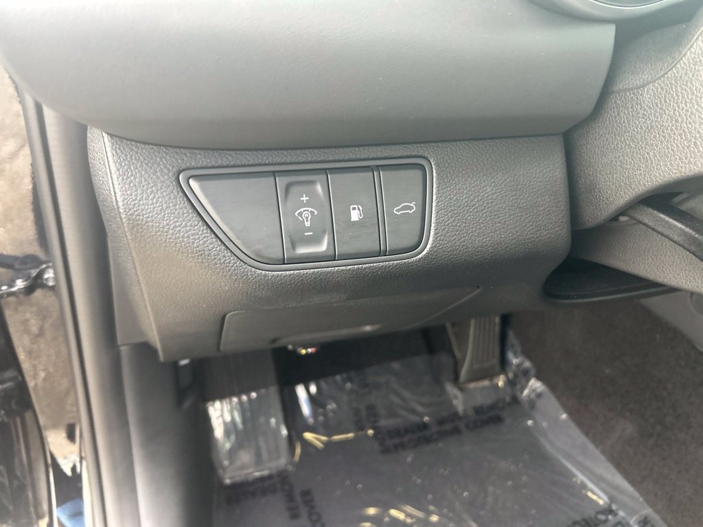 Used 2026 Genesis G70 2.5T RWD image 35