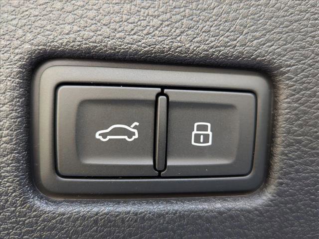 Used 2023 Audi SQ8 Prestige image 16