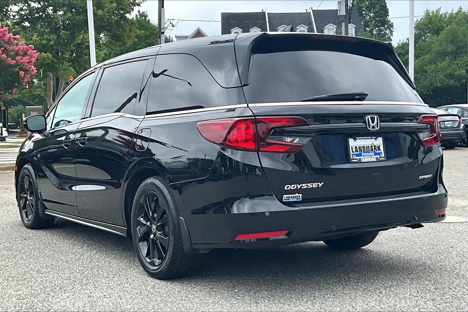 Used 2023 Honda Odyssey Sport image 12