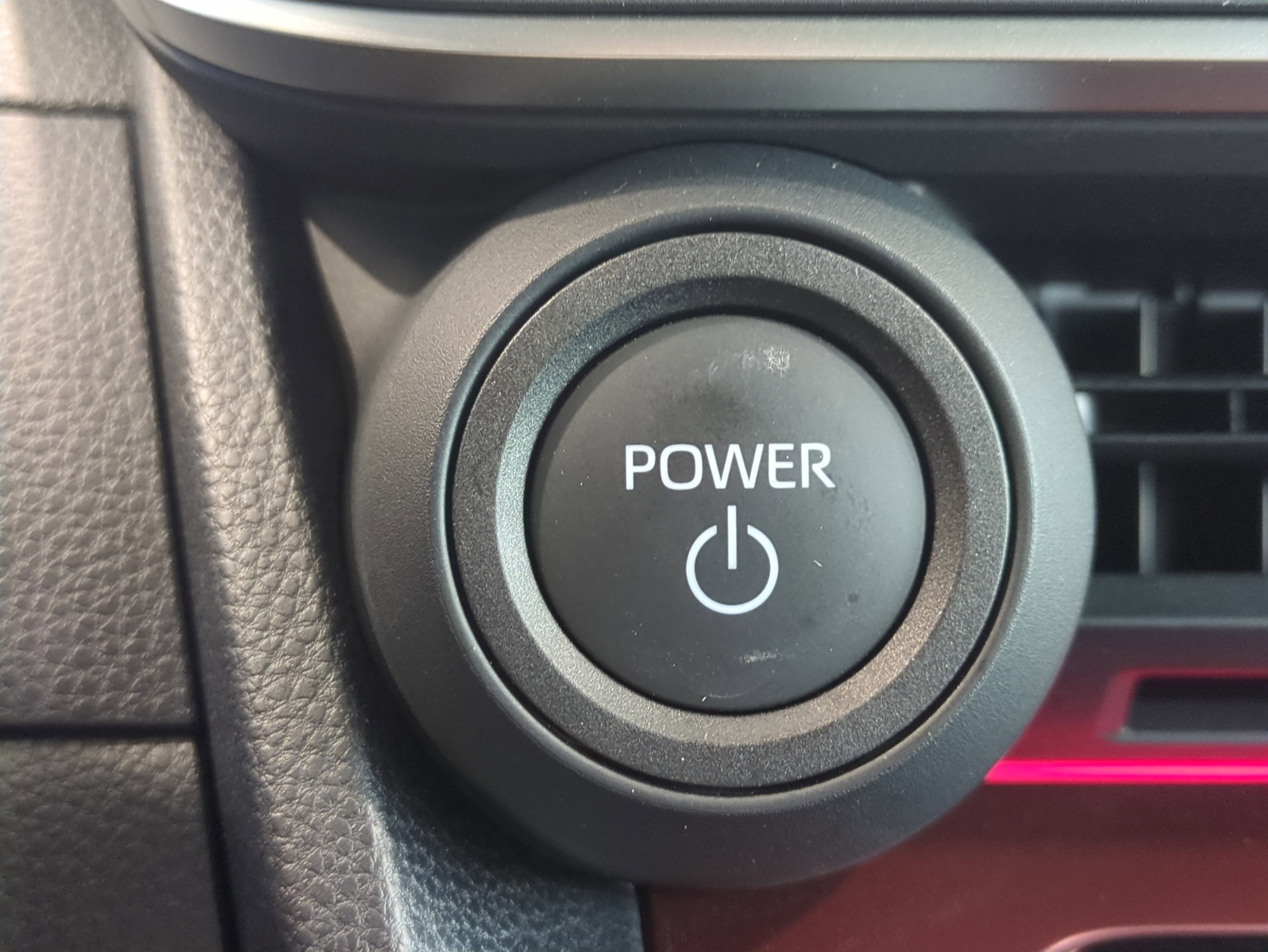 Used 2024 Toyota Prius Prime image 30