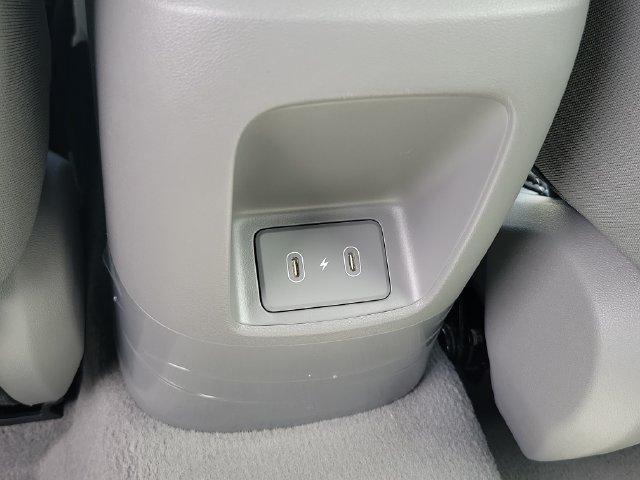 New 2026 Hyundai Elantra Sport FWD image 19
