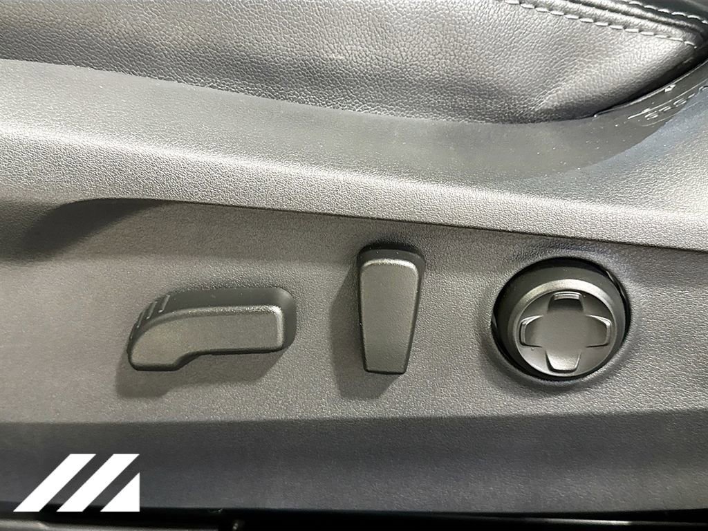 Certified 2023 Subaru Outback Limited AWD/4WD image 22