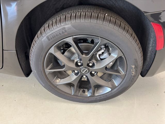 New 2026 Chrysler Pacifica Limited w/ S Appearance Package image 5