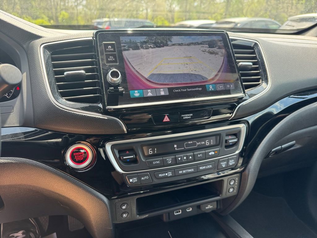 Used 2025 Honda Ridgeline Black Edition image 28