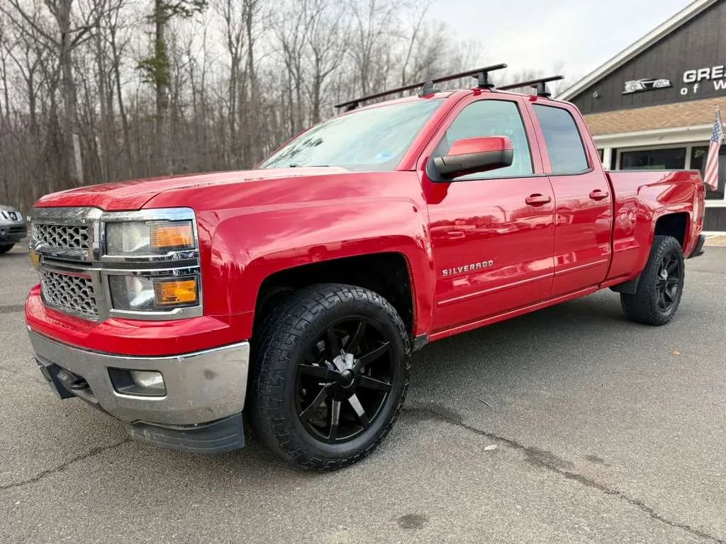Used 2015 Chevrolet Silverado 1500 LT w/ LT Convenience Package AWD/4WD image 3
