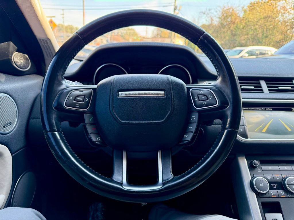 Used 2016 Land Rover Range Rover Evoque HSE image 22