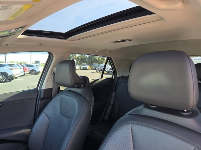 Used 2024 Kia Niro SX image 19