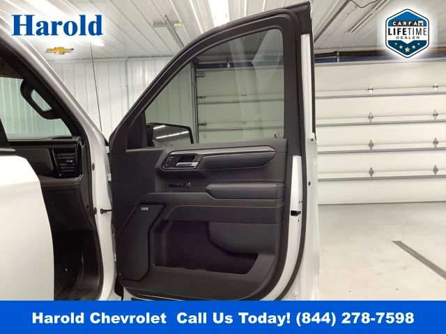 Used 2024 GMC Sierra 1500 AT4 w/ AT4 Preferred Package image 10