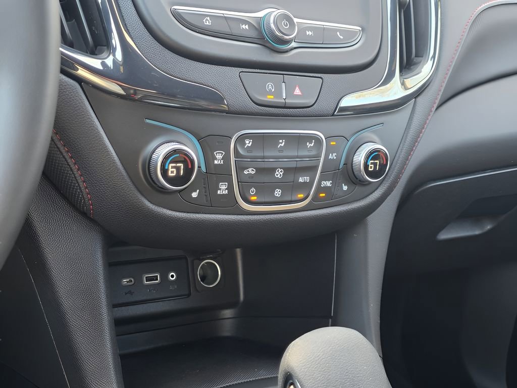 Used 2024 Chevrolet Equinox RS image 25