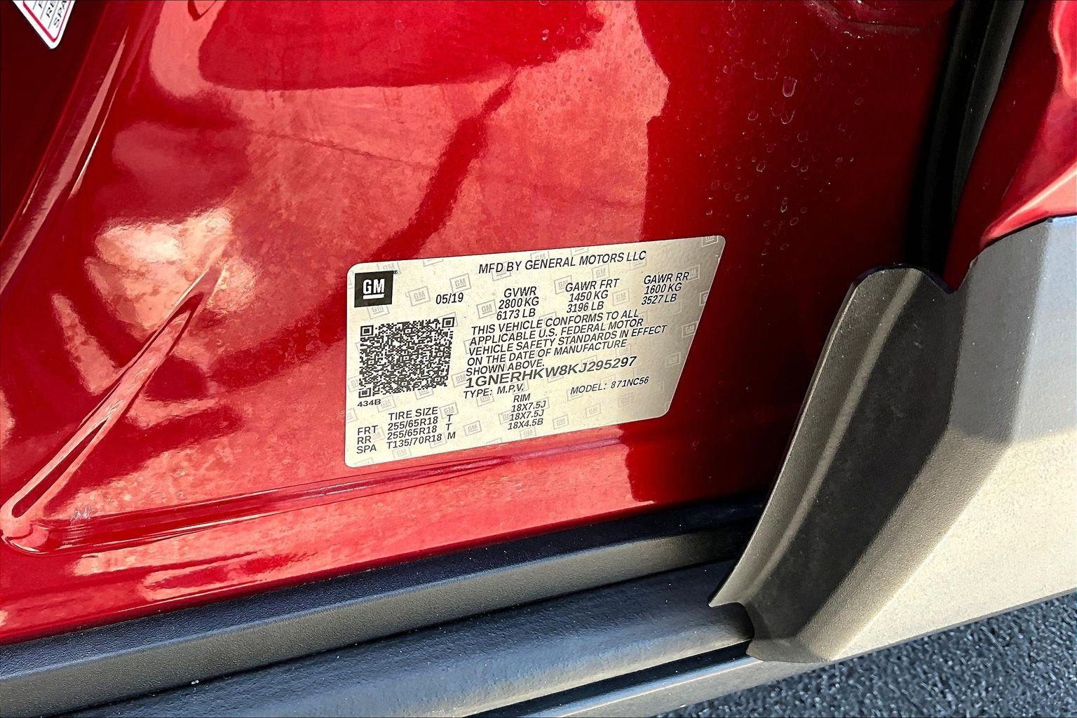 Used 2019 Chevrolet Traverse LT w/ LPO, Cargo Package FWD image 19