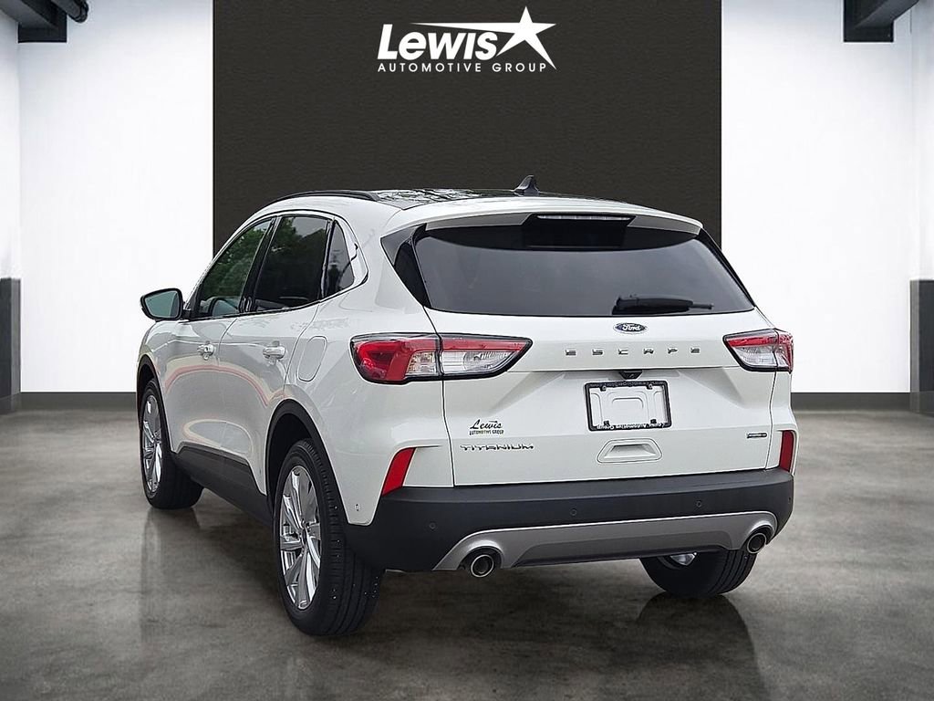 Used 2021 Ford Escape Titanium w/ Titanium Elite Package image 3
