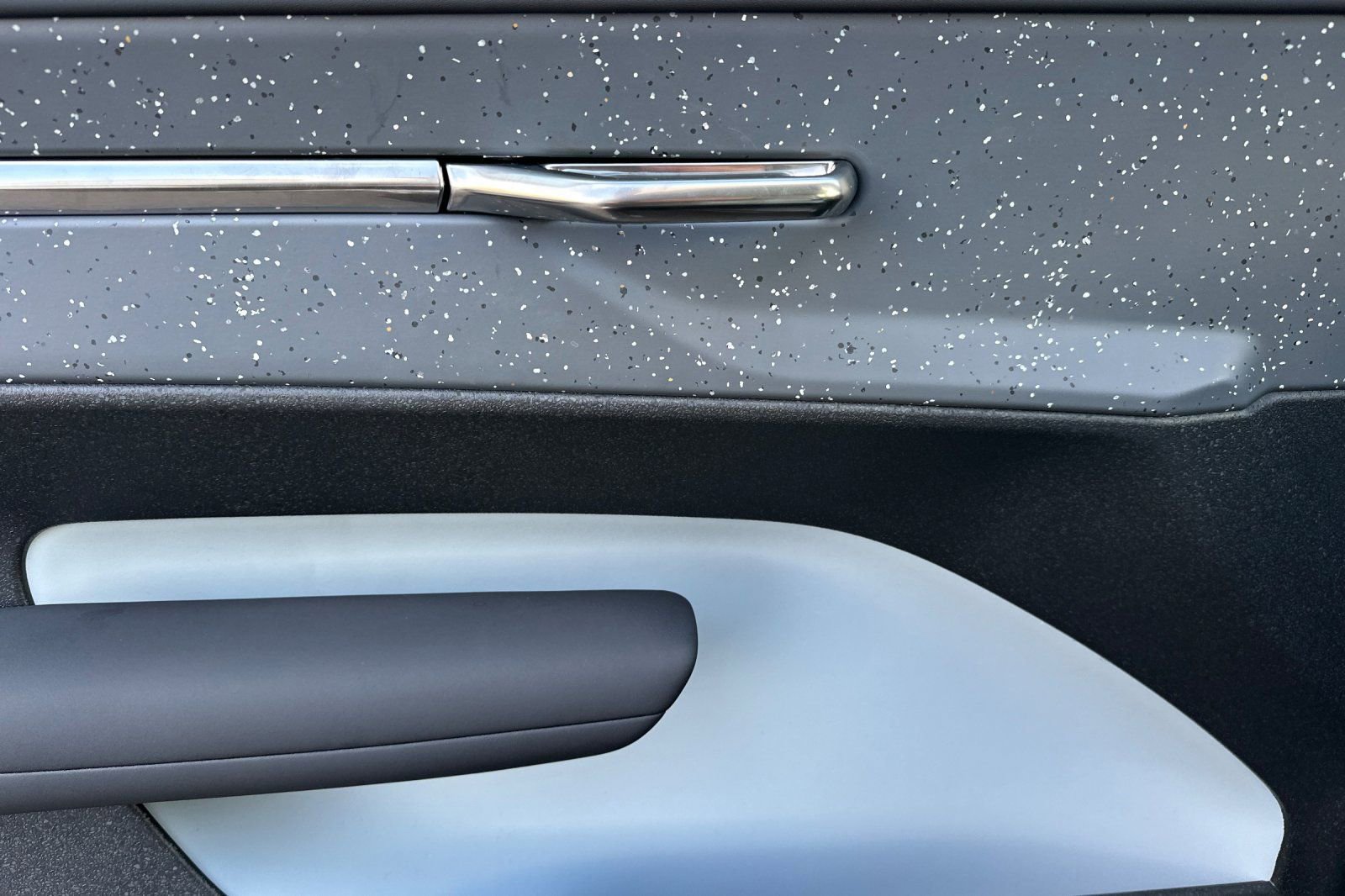 New 2026 Volvo EX30 Ultra w/ Climate Package image 14