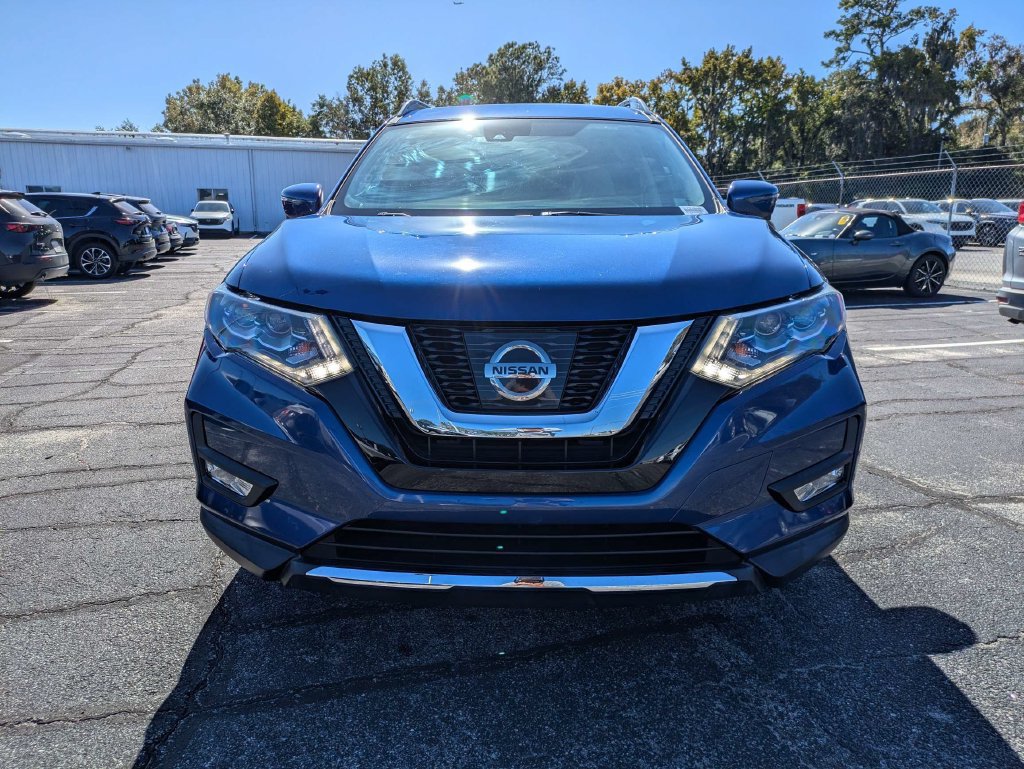 Used 2017 Nissan Rogue SL w/ SL Premium Package FWD image 9