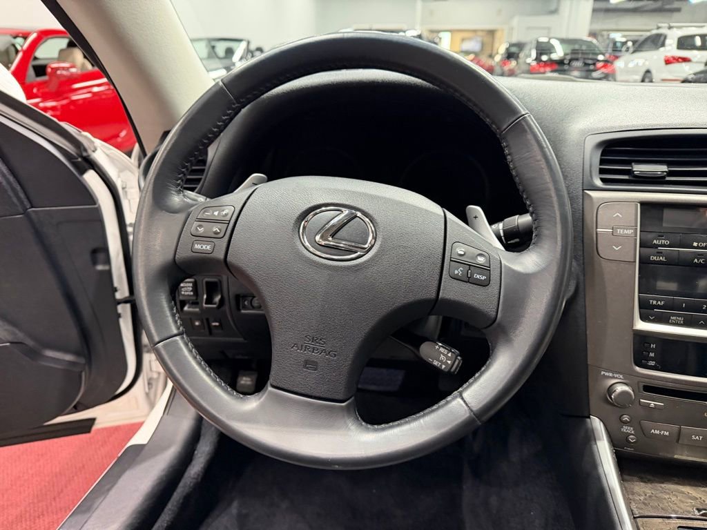 Used 2010 Lexus IS 250C RWD image 32