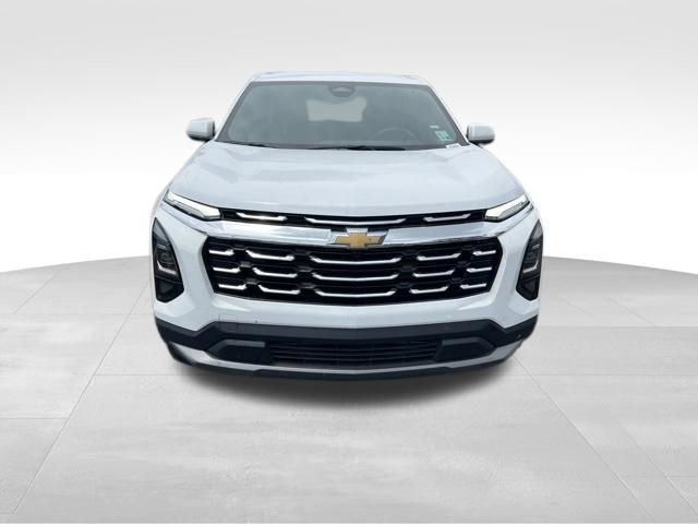 Used 2026 Chevrolet Equinox LT FWD image 2