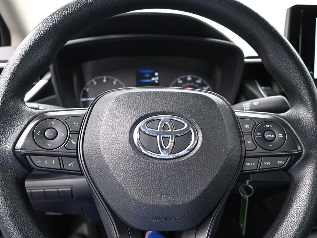 Used 2023 Toyota Corolla LE image 14