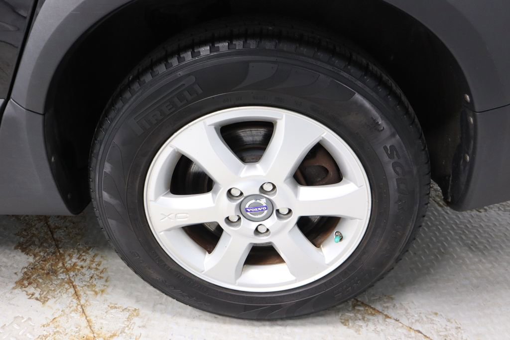 Used 2010 Volvo XC70 3.2 image 17