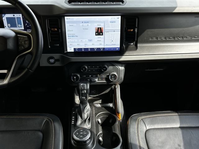 Used 2021 Ford Bronco Badlands image 17