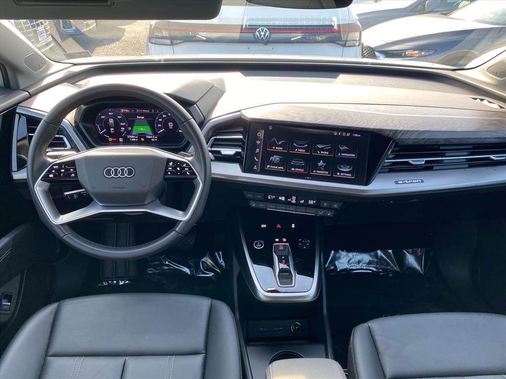 Used 2023 Audi Q4 e-tron Premium Plus w/ Premium Plus image 9