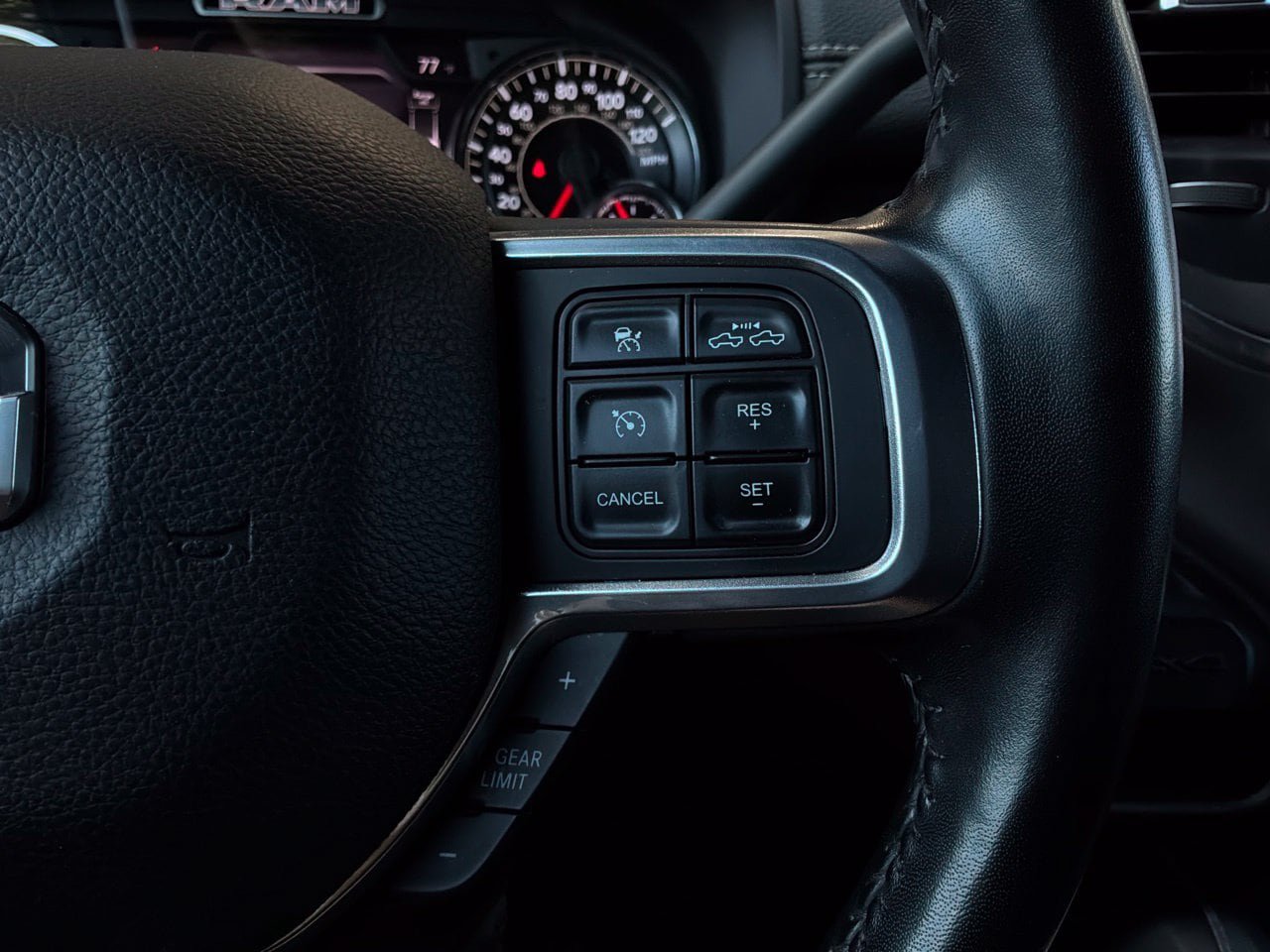Used 2021 RAM 2500 Laramie w/ Night Edition AWD/4WD image 47