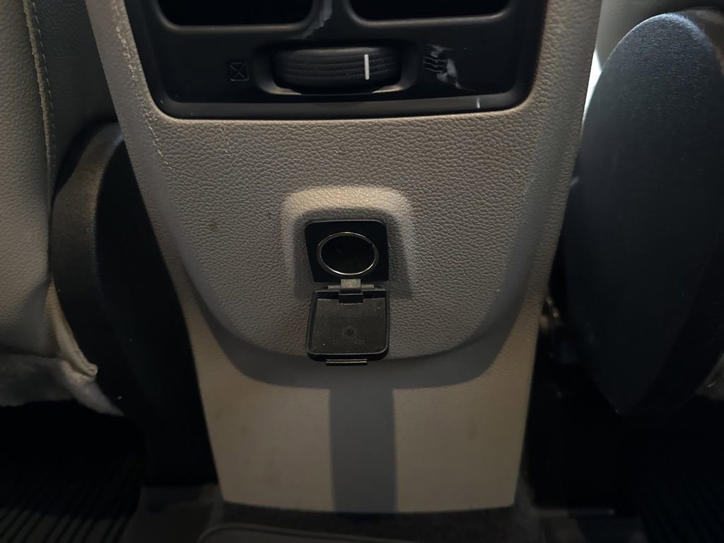 Used 2018 Ford Escape SEL image 18