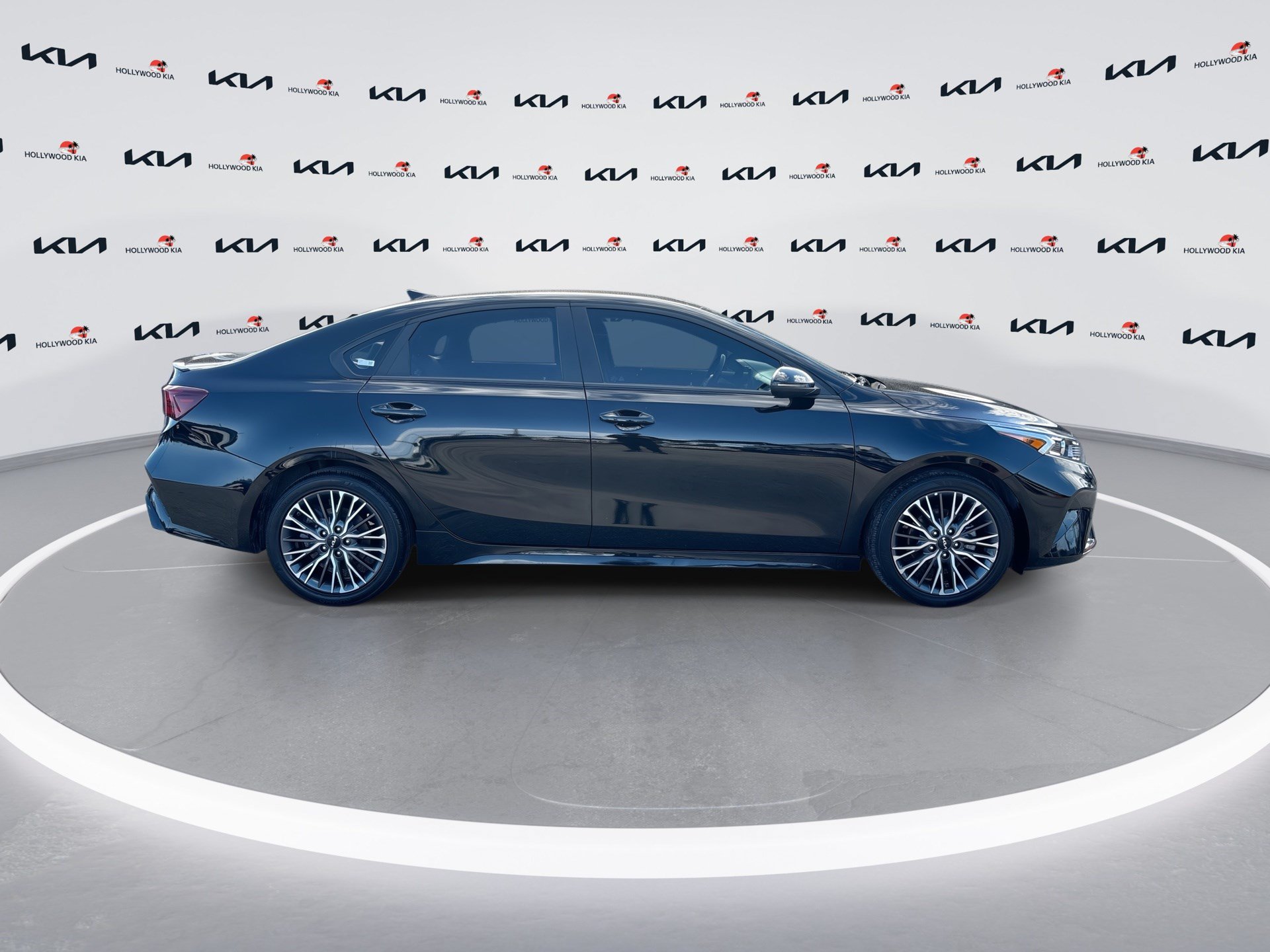 Certified 2024 Kia Forte GT-Line FWD image 9