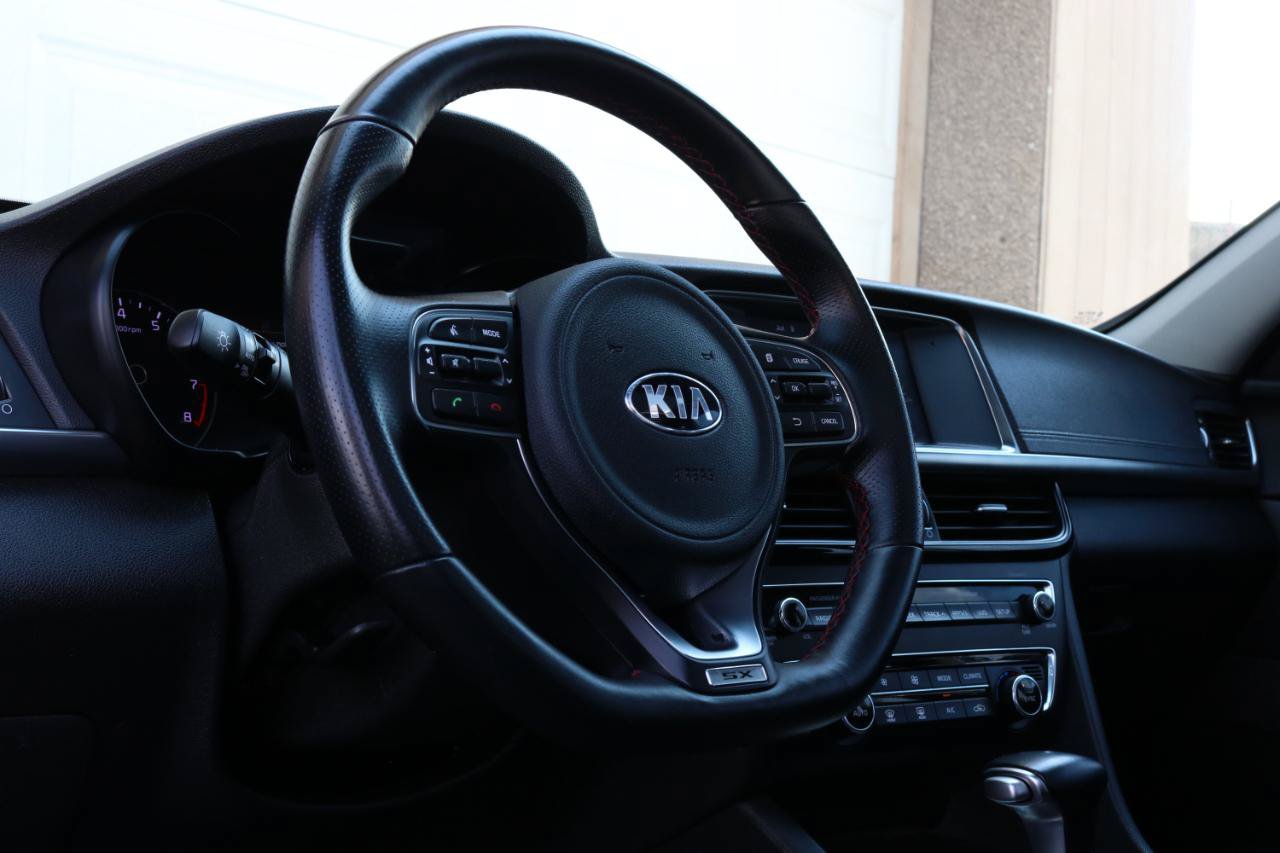 Used 2018 Kia Optima SX FWD image 24