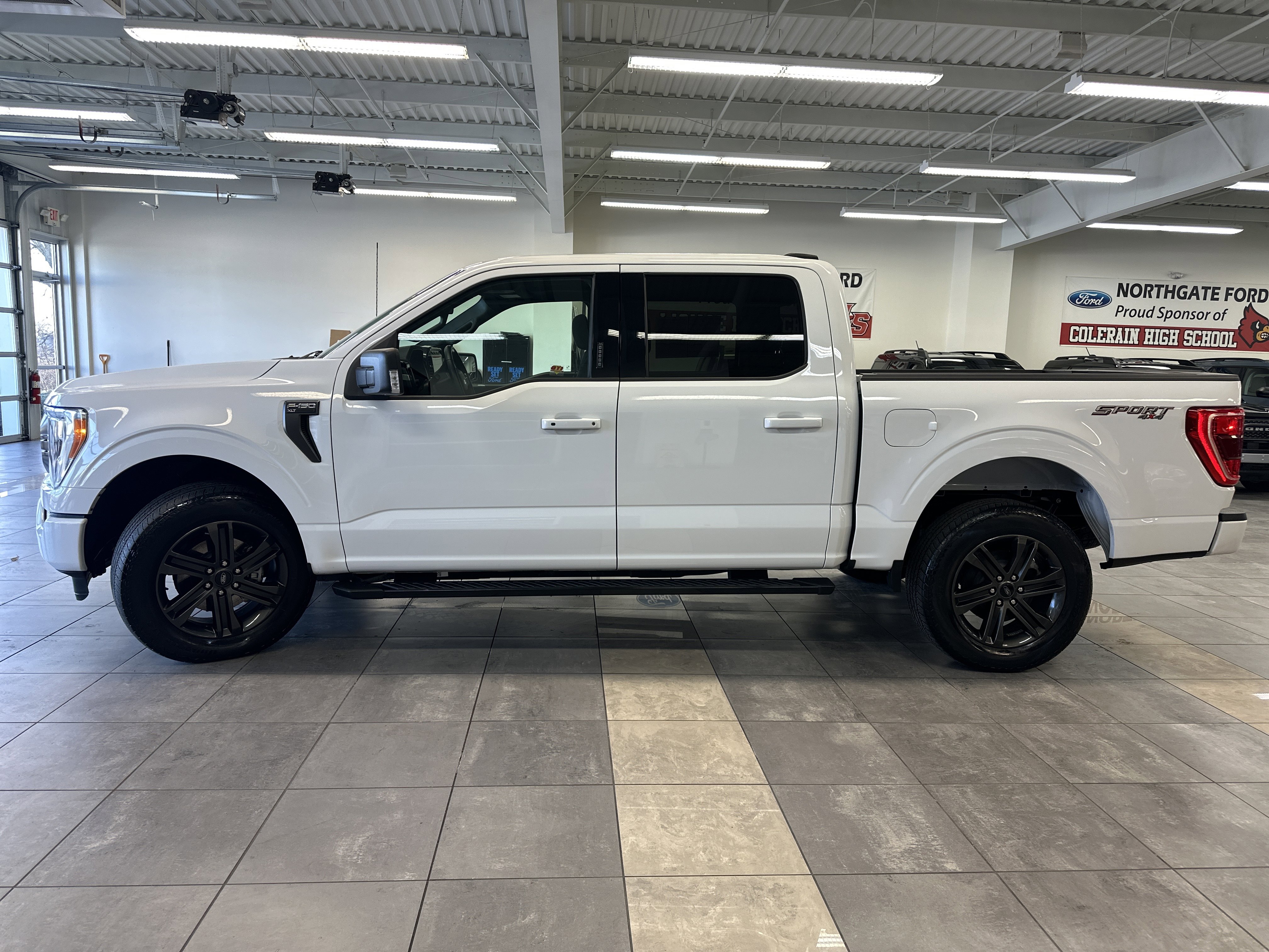 Used 2022 Ford F150 XLT w/ Equipment Group 302A High image 19