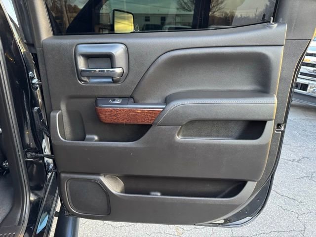 Used 2019 GMC Sierra 2500 SLT w/ Duramax Plus Package image 18