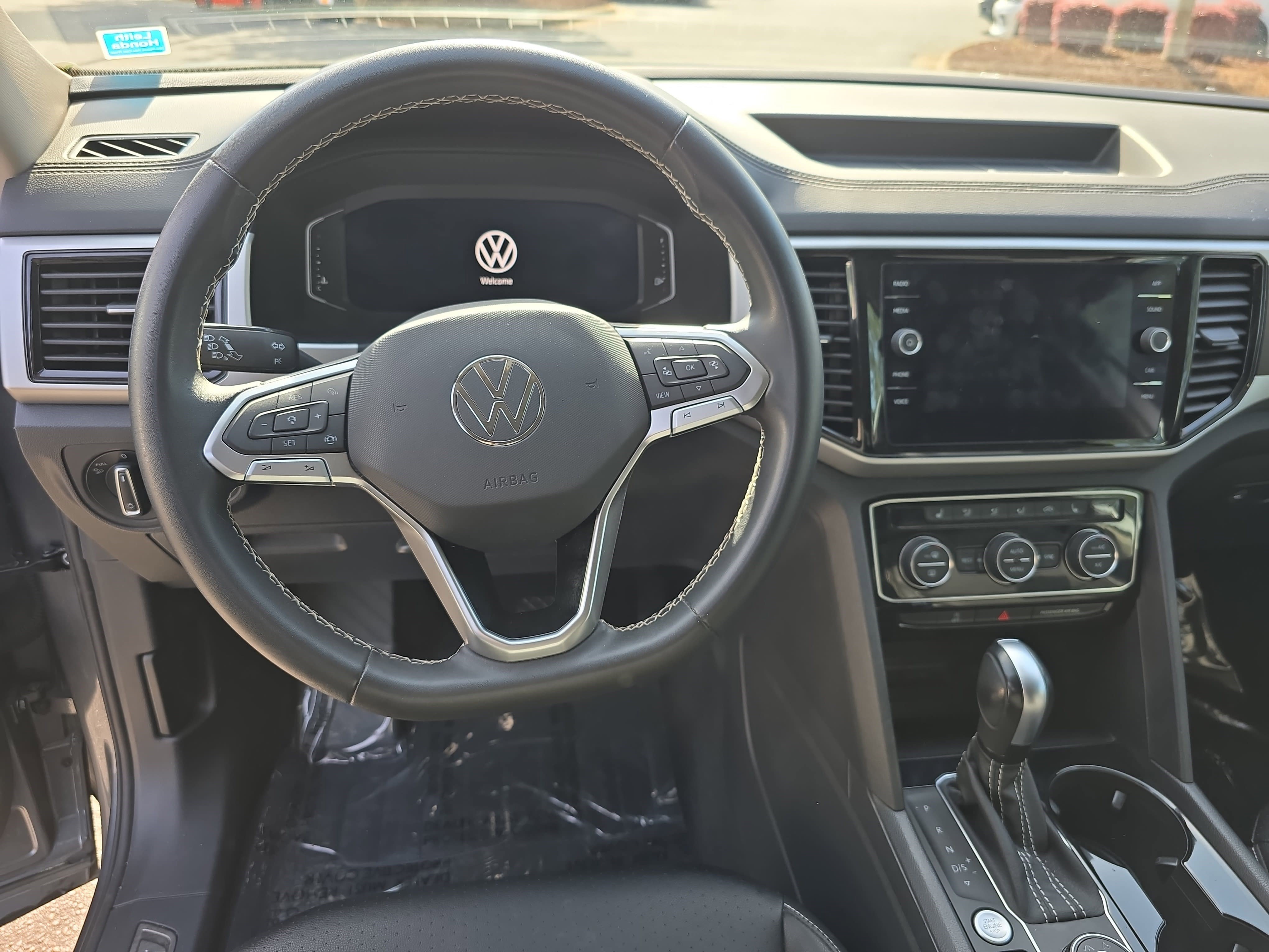 Used 2023 Volkswagen Atlas SE image 18