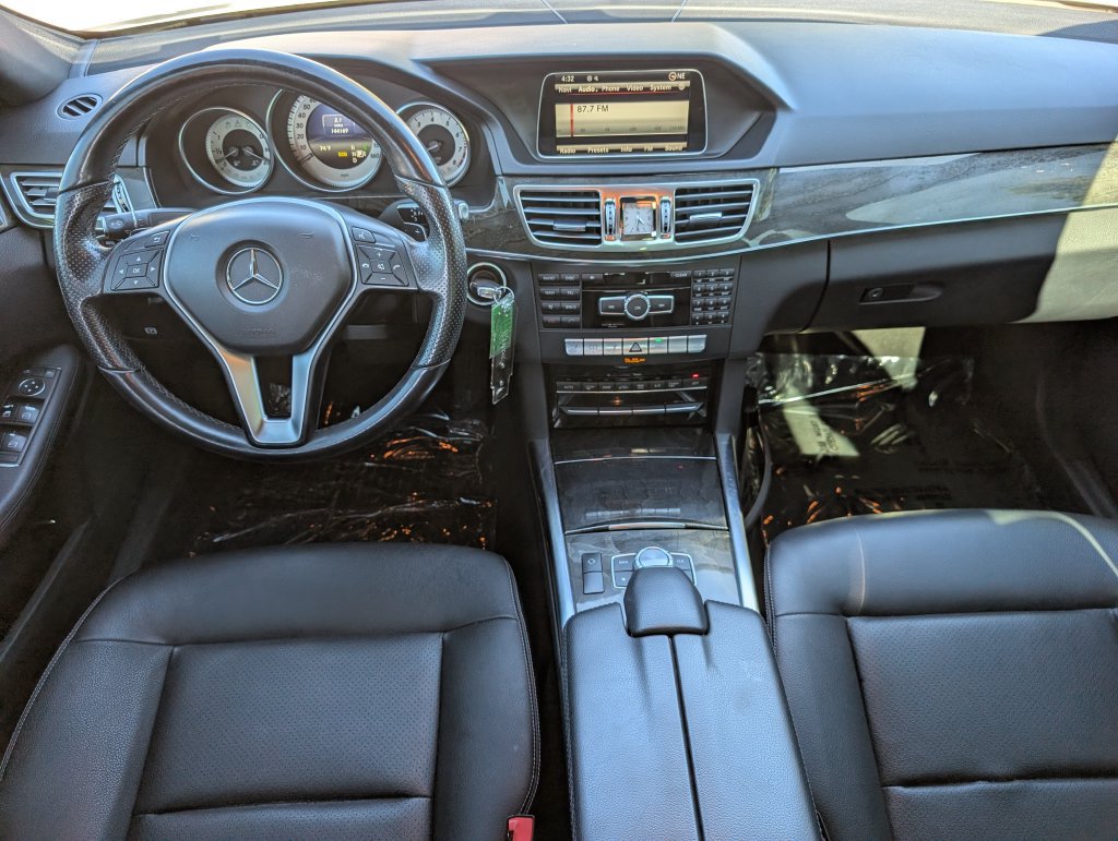 Used 2014 Mercedes-Benz E 350 4MATIC Sedan image 28