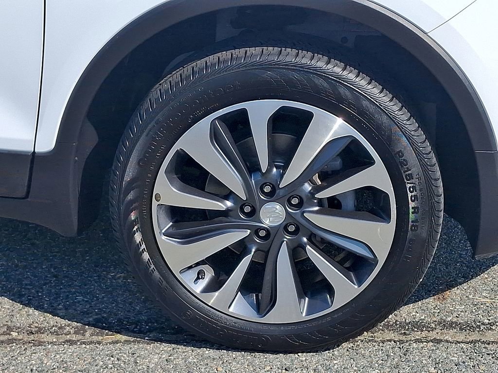 Used 2022 Buick Encore Preferred w/ Safety Package AWD/4WD image 8