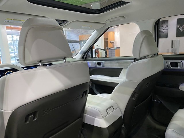 New 2025 Hyundai Santa Fe Calligraphy image 25