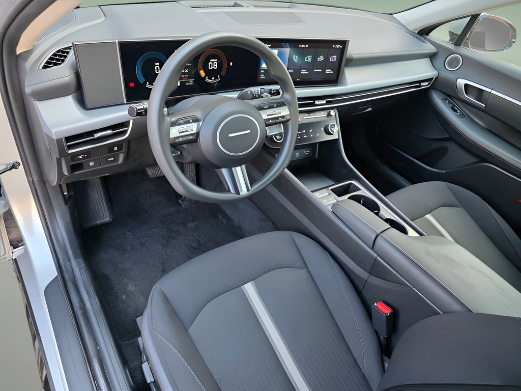 Used 2025 Hyundai Sonata SEL FWD image 20