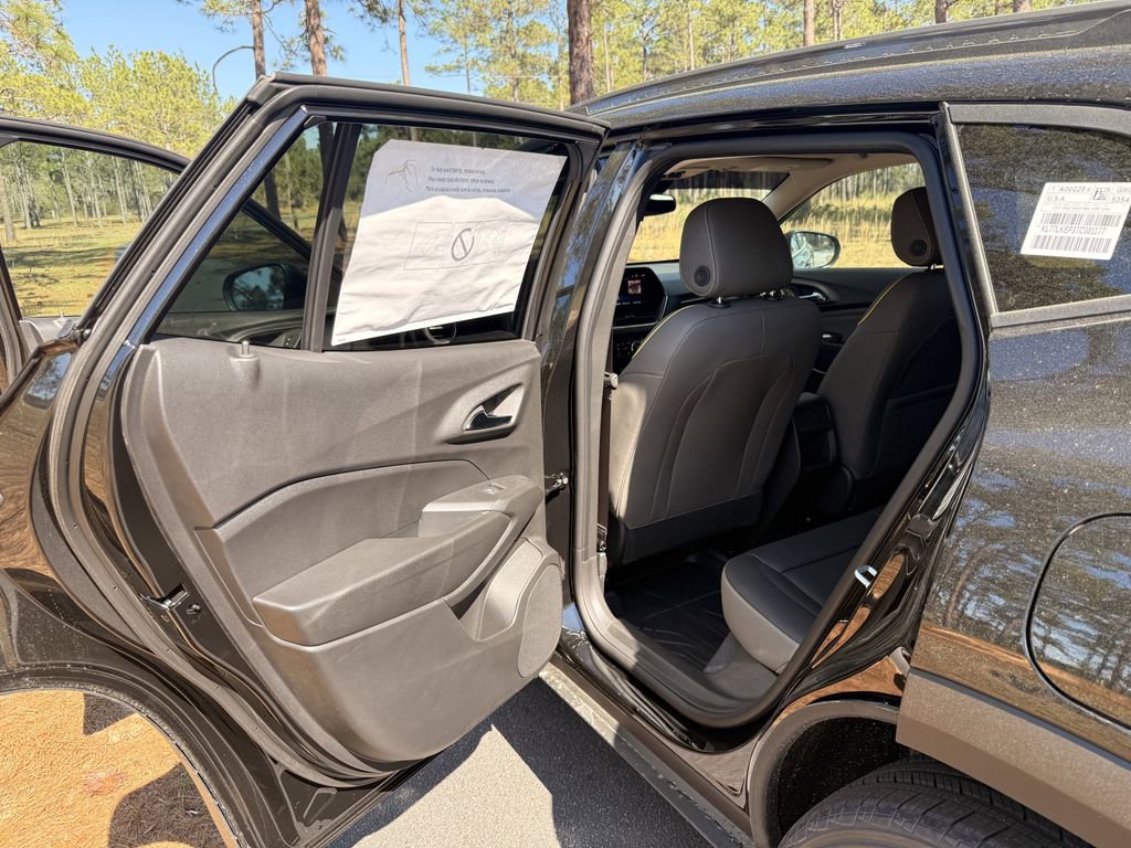 New 2026 Chevrolet Trax ACTIV w/ Driver Confidence Package FWD image 27