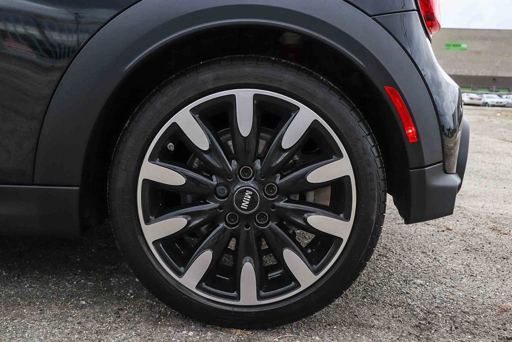 Used 2024 MINI Cooper S FWD image 13
