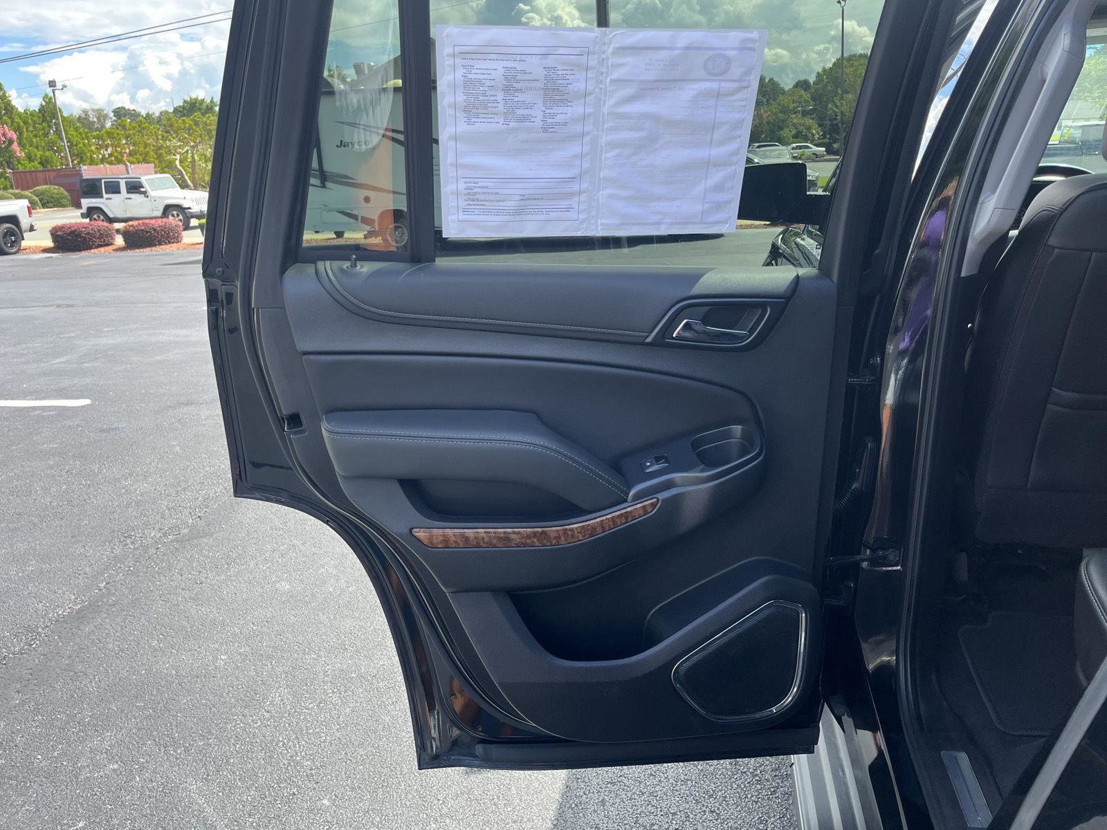 Used 2019 Chevrolet Tahoe Premier image 17