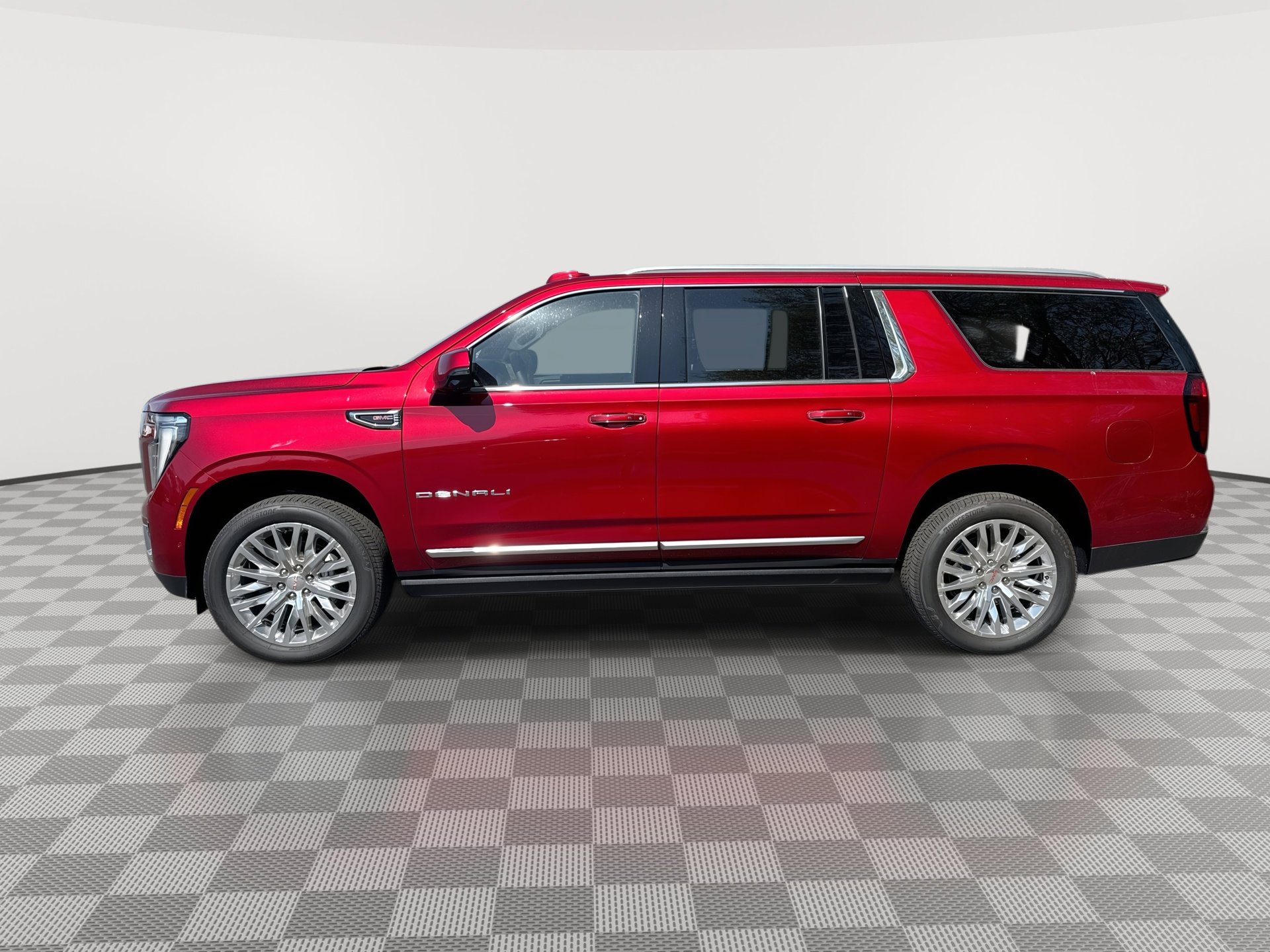 New 2026 GMC Yukon XL Denali w/ Sun & Power Step Package image 5