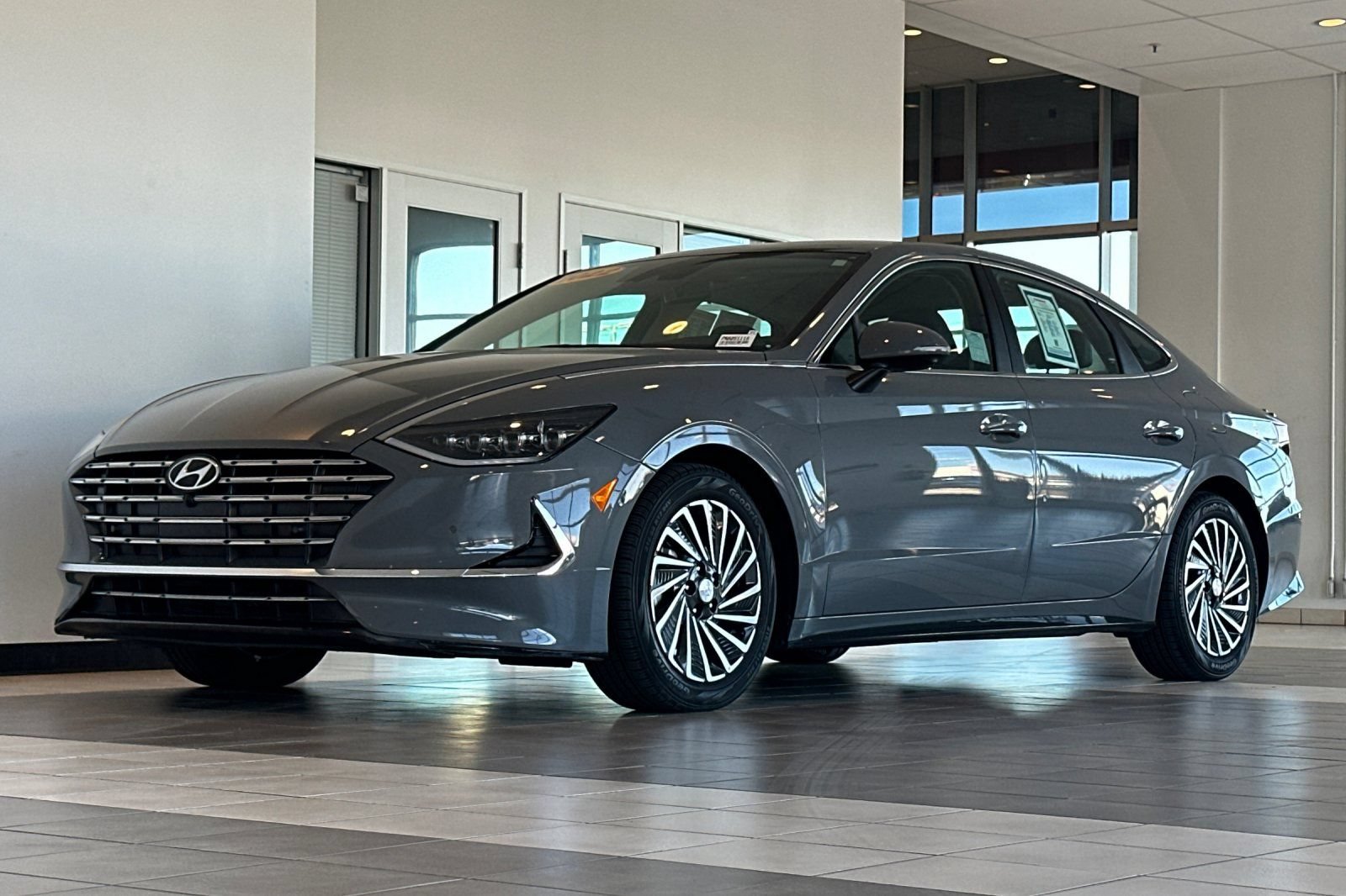 Used 2022 Hyundai Sonata Limited FWD image 8