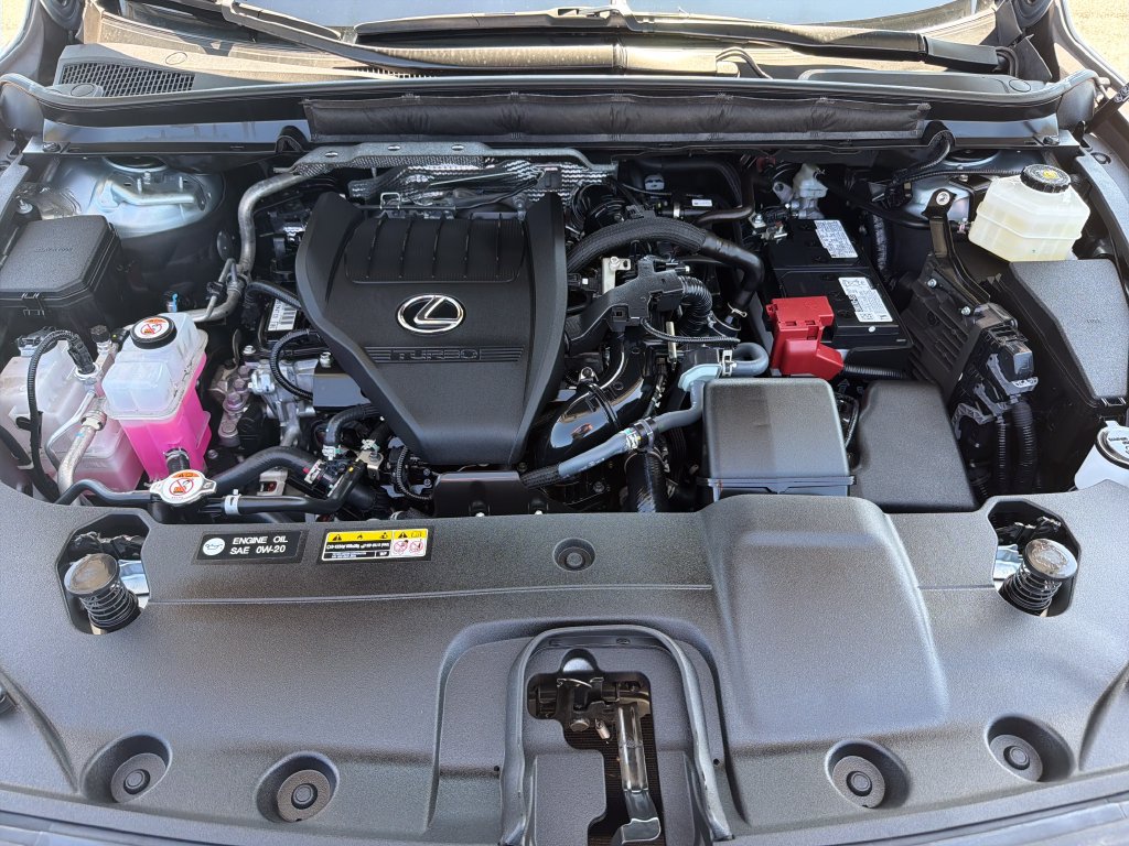 Used 2025 Lexus RX 350 FWD w/ Technology Package image 29