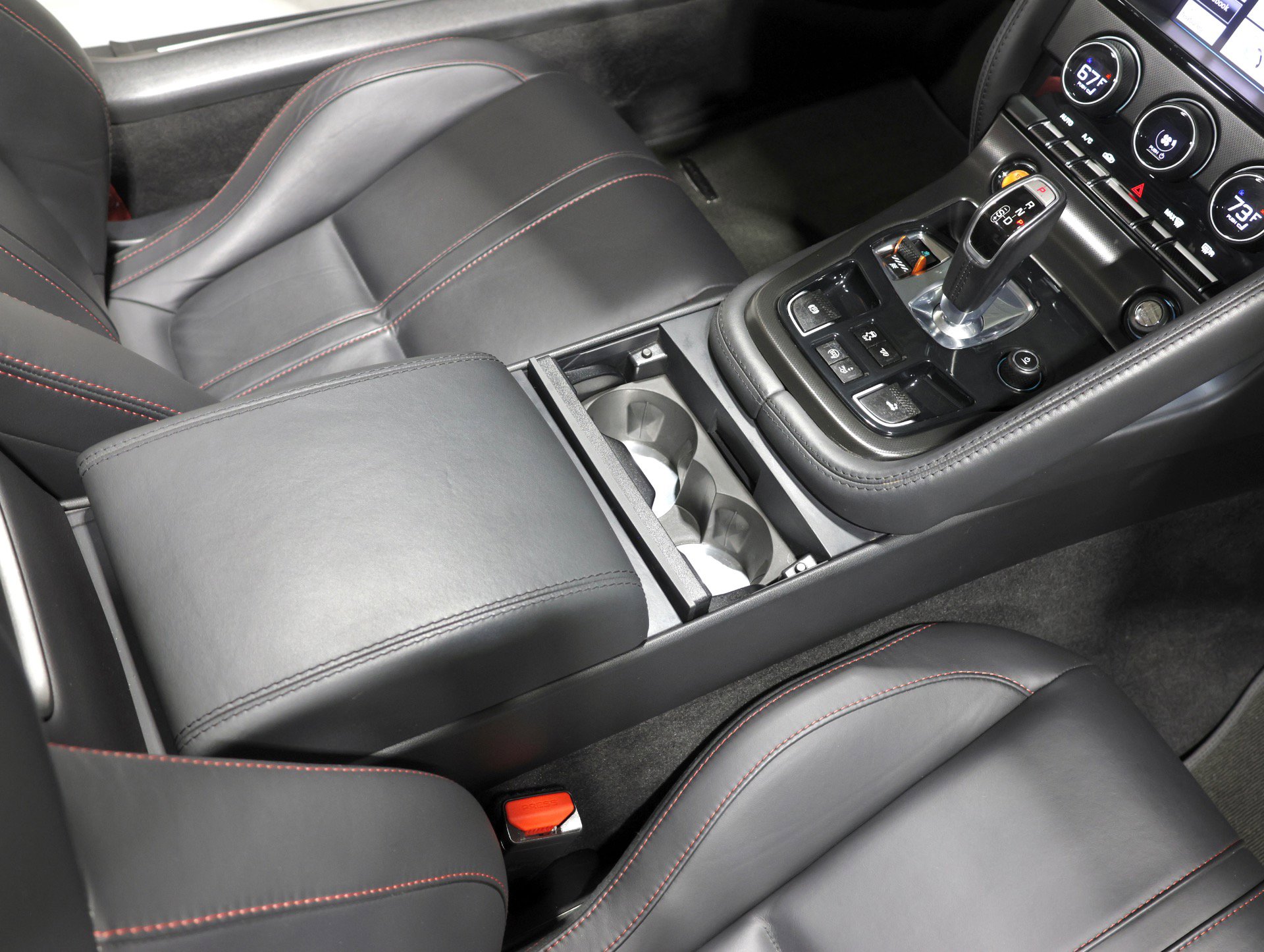 Used 2014 Jaguar F-TYPE S image 63