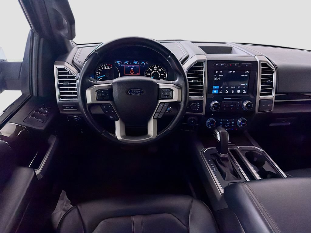 Used 2017 Ford F150 Platinum w/ Equipment Group 701A Luxury AWD/4WD image 27