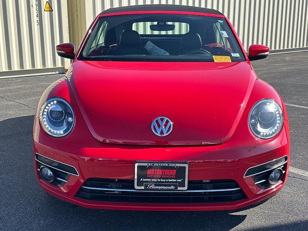 Used 2018 Volkswagen Beetle 2.0T SE image 2